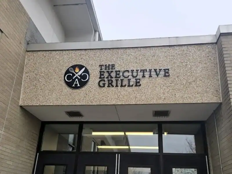 East Tech students serve community with teaching kitchen